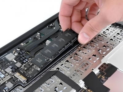 Có nâng cấp được RAM Macbook M1/M2 hay không?