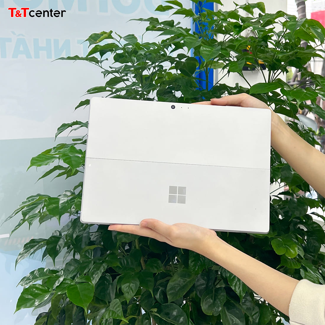 Vì sao nên mua Surface Pro 5 Core i5 - 7300U/ Ram 8GB/ SSD 128GB? 