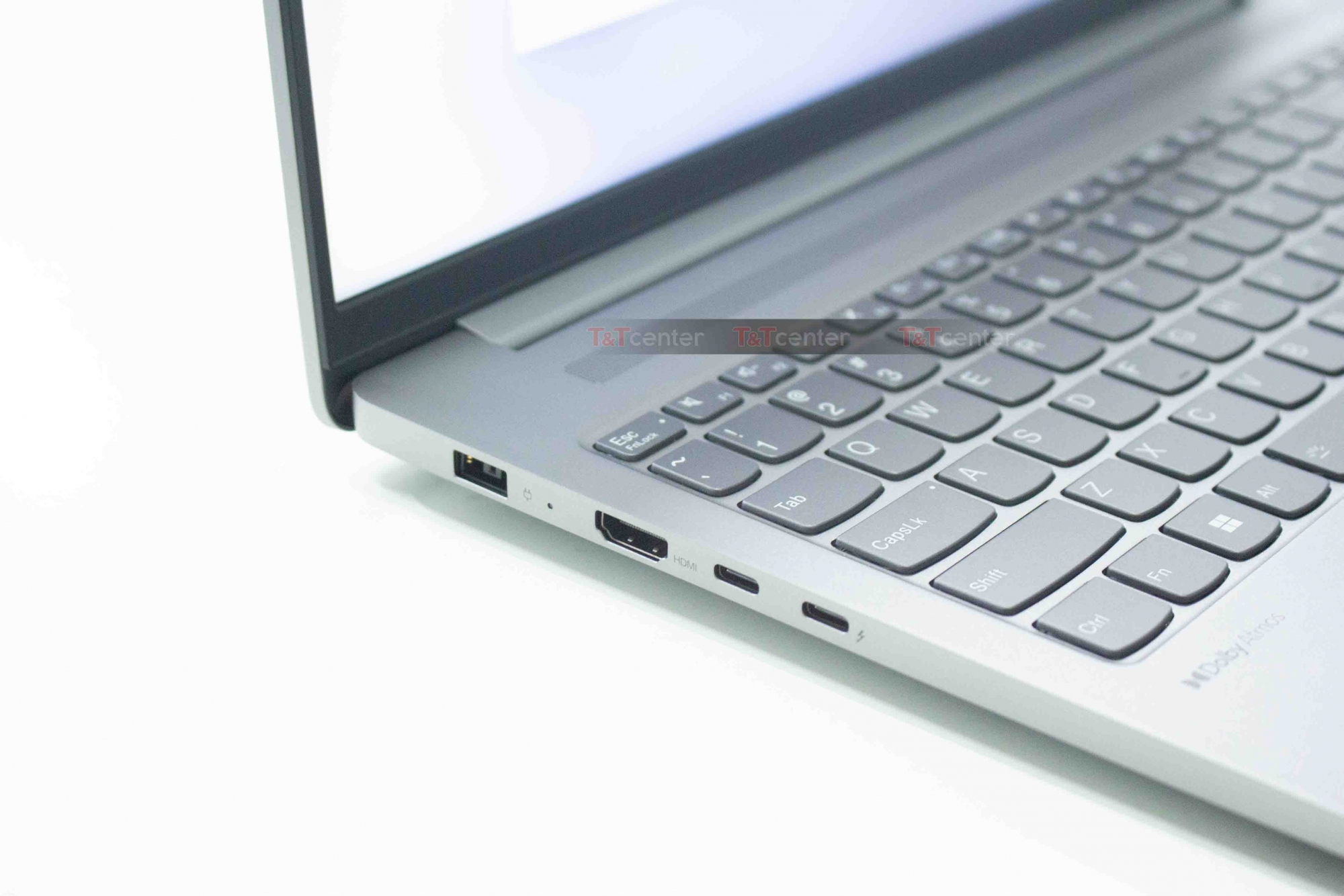 Thiết kế mỏng nhẹ, hiện đại nhưng cực bền bỉ 