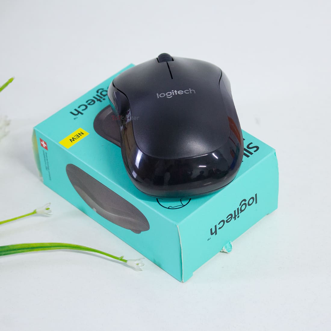 Chuột không dây Logitech M220