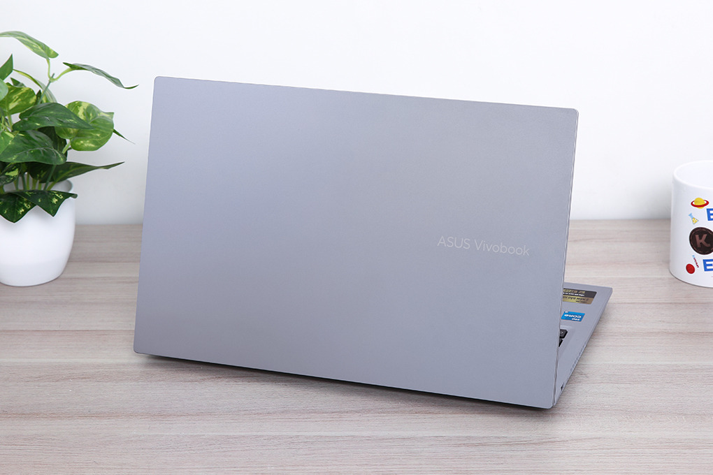 Vì sao nên mua laptop Asus Vivobook 15 X1502ZA?