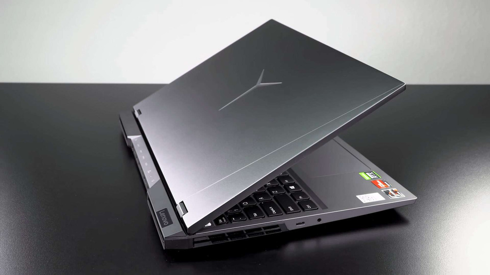 Vì sao nên mua laptop Lenovo Legion 5 Pro 16ACH6H ?