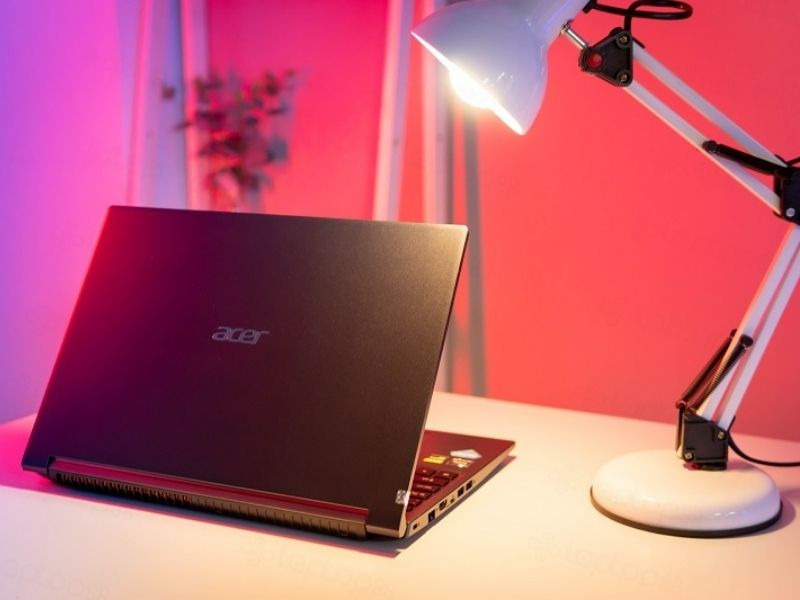 Vì sao nên mua laptop Acer Aspire 7 A715 42G R4ST?
