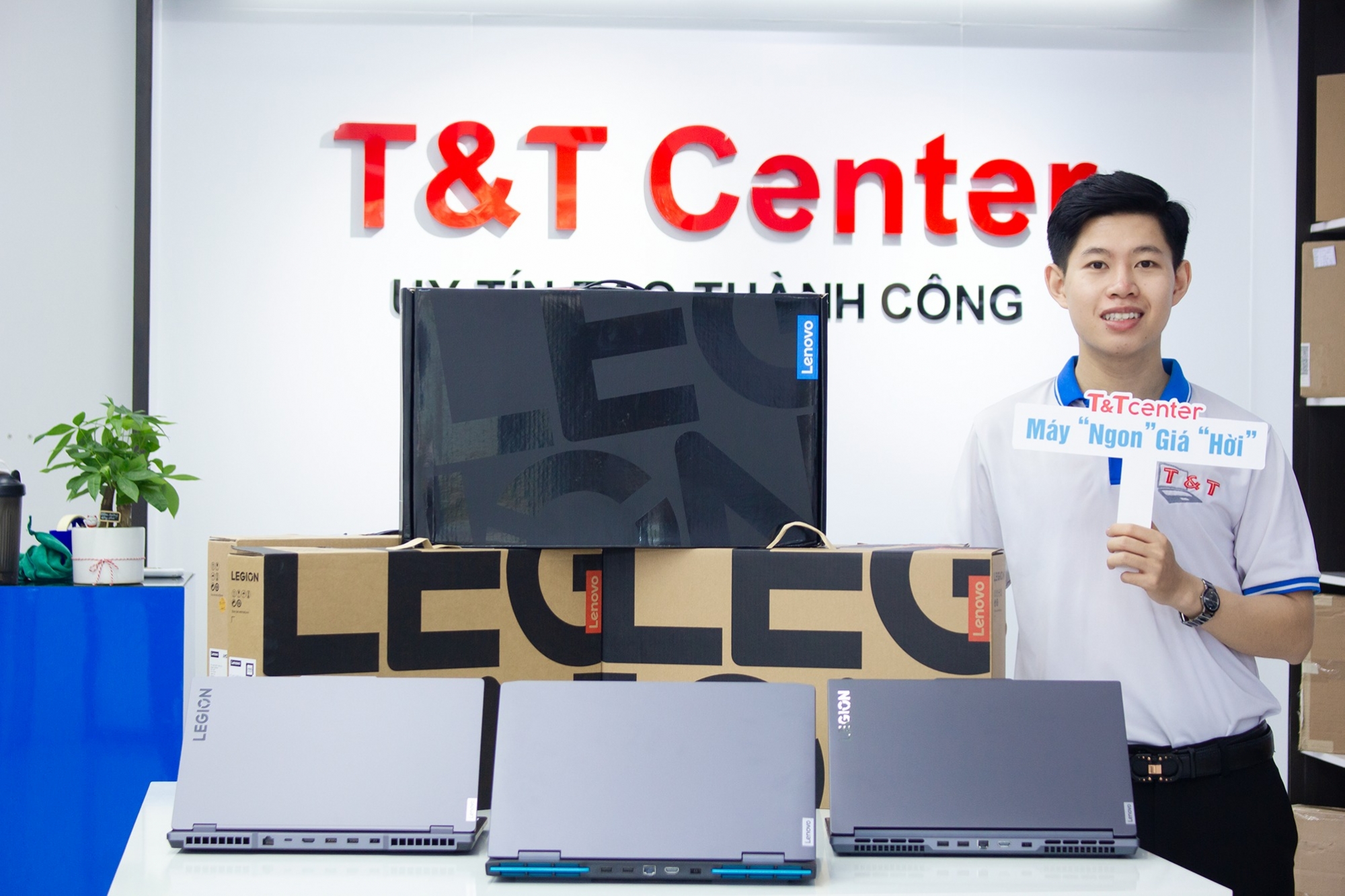 Sở  hữu ngay Lenovo Legion Slim giá cực ưu đãi tại T&T Center
