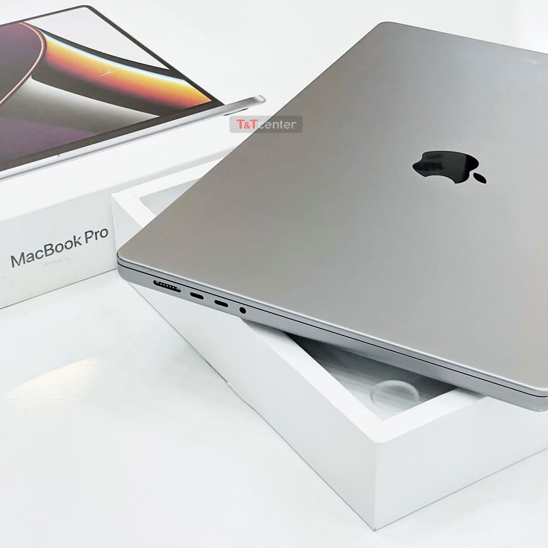 Vì sao nên mua Macbook Pro 16 inch M1 Pro 16GB 1TB Like New chính hãng tại T&T Center?