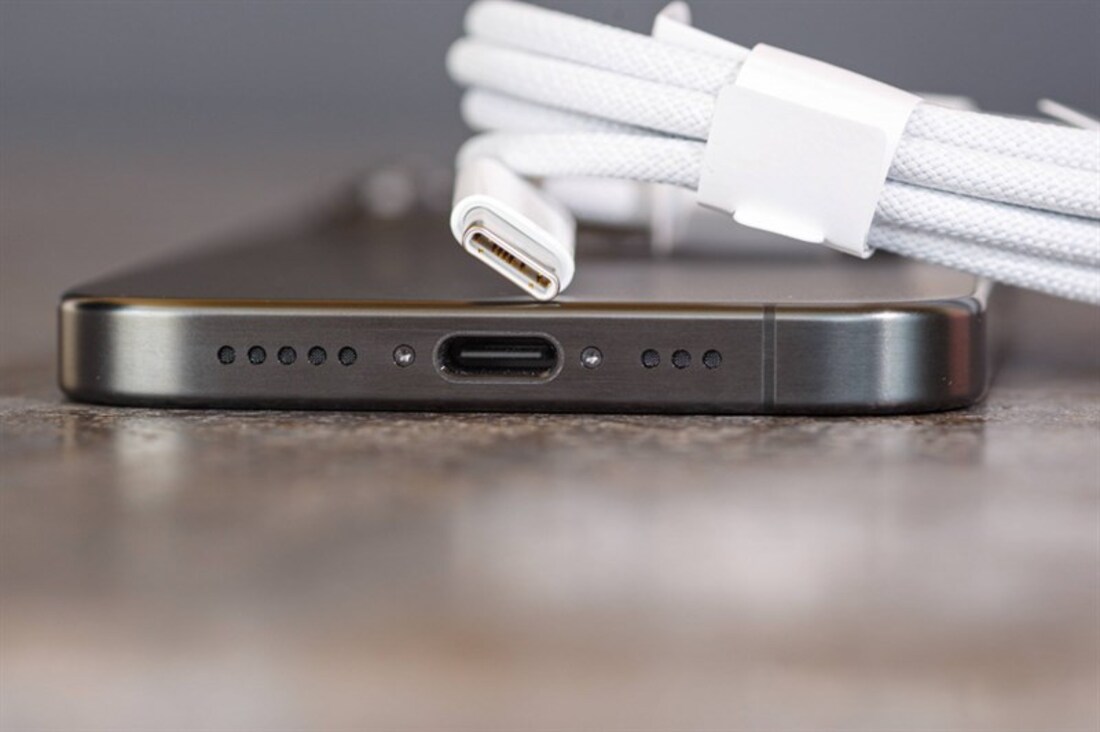 Cổng sạc USB-C mới tiện lợi và tăng tốc độ truyền tải 