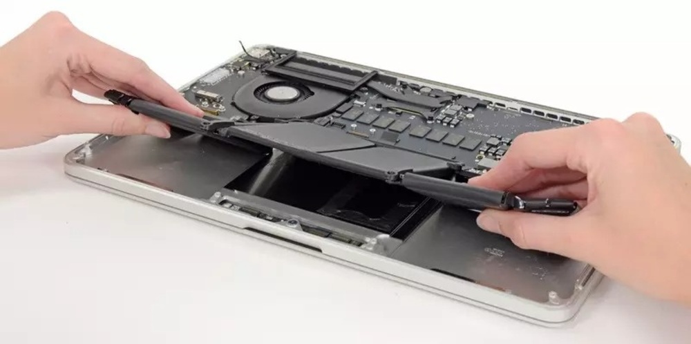 3. Tại Sao Nên Thay Pin MacBook Air 2017 A1466 Tại T&T Center?