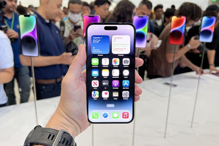 Các phiên bản iPhone 14 pro 256GB đang được bán tại T&T Center