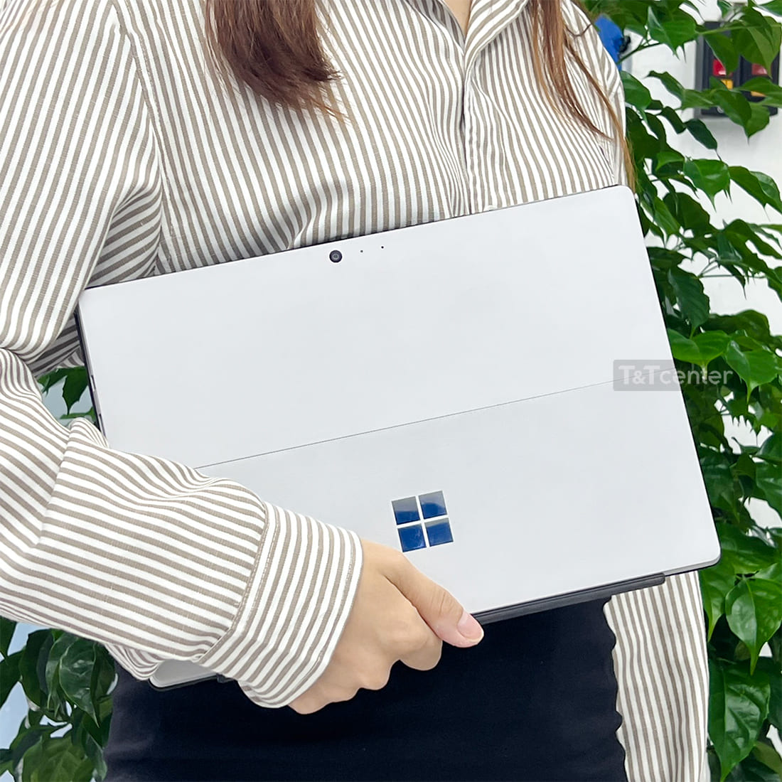 Các phiên bản Surface Pro đang được bán tại T&T Center