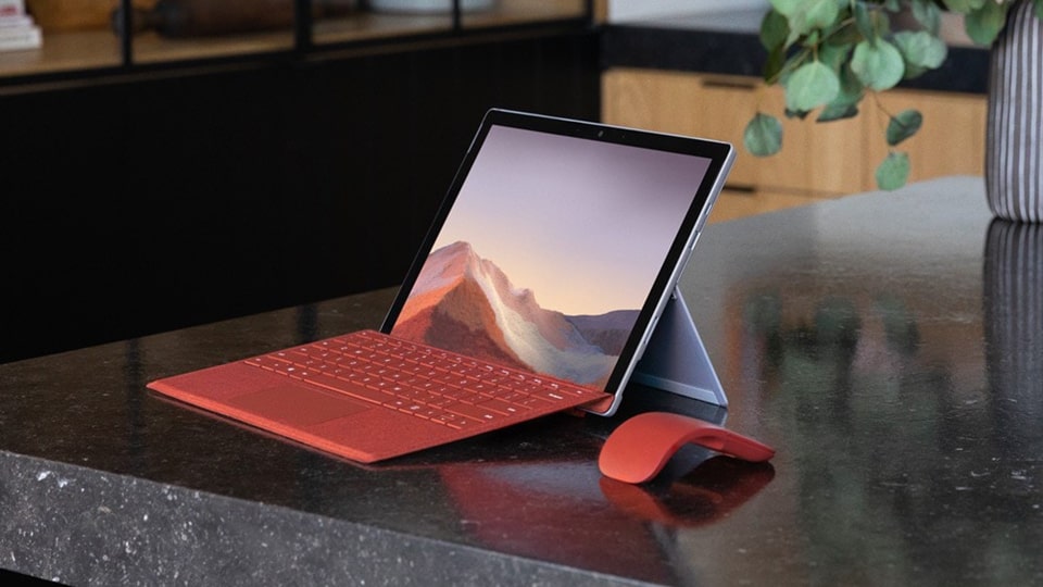 Tại sao nên mua Surface Pro 7 Plus Core i5?