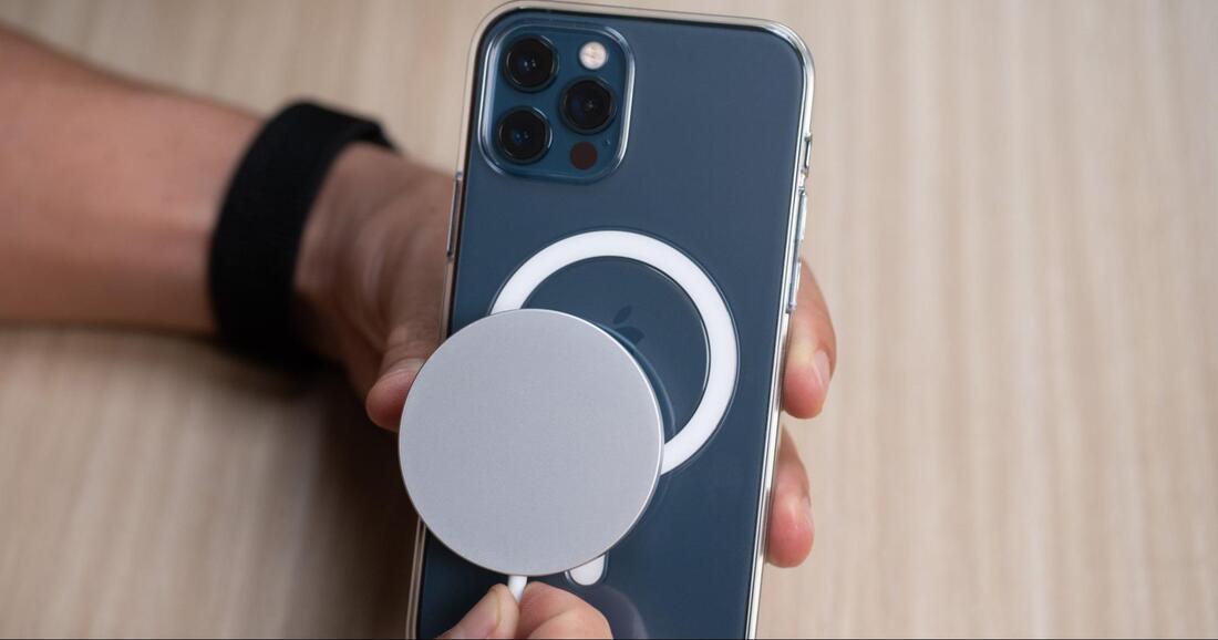 Viên pin lớn hơn, hỗ trợ sạc nhanh không dây