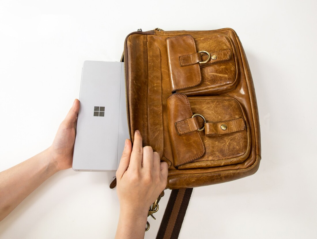 Thiết kế siêu nhẹ, sang trọng