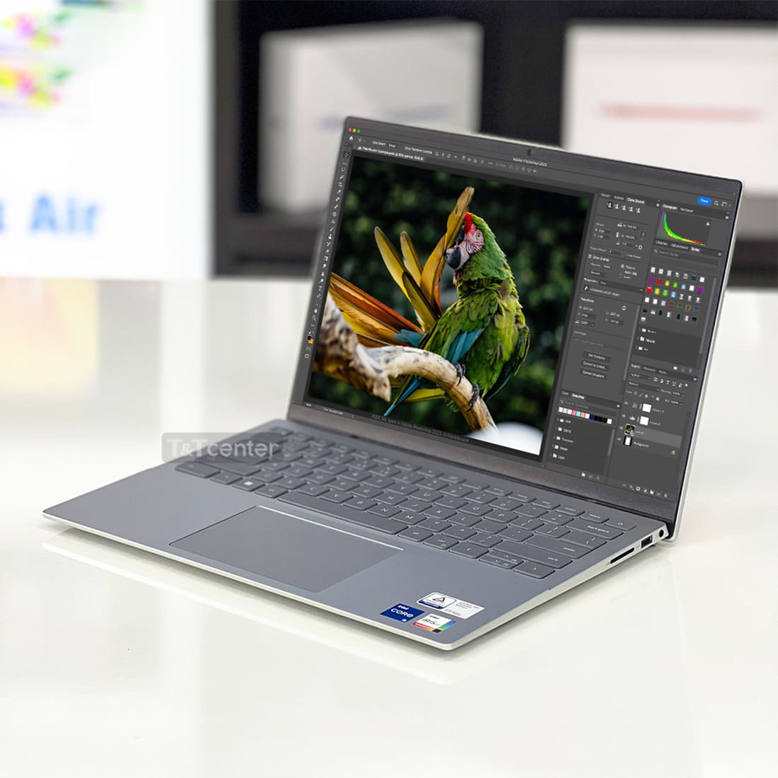 Cấu hình mạnh mẽ, đáp ứng đa dạng nhu cầu sử dụng