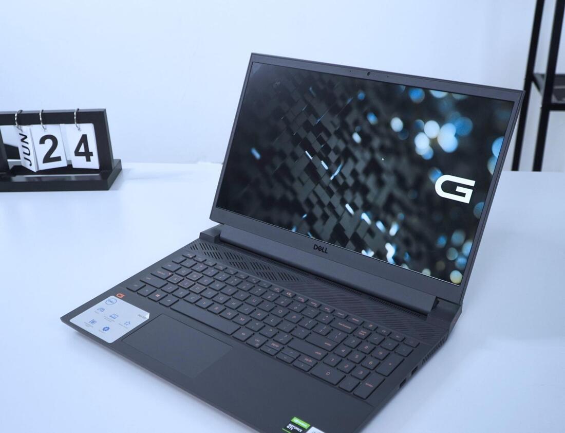 Chip H mạnh mẽ, ổ cứng SSD tốc độ cao