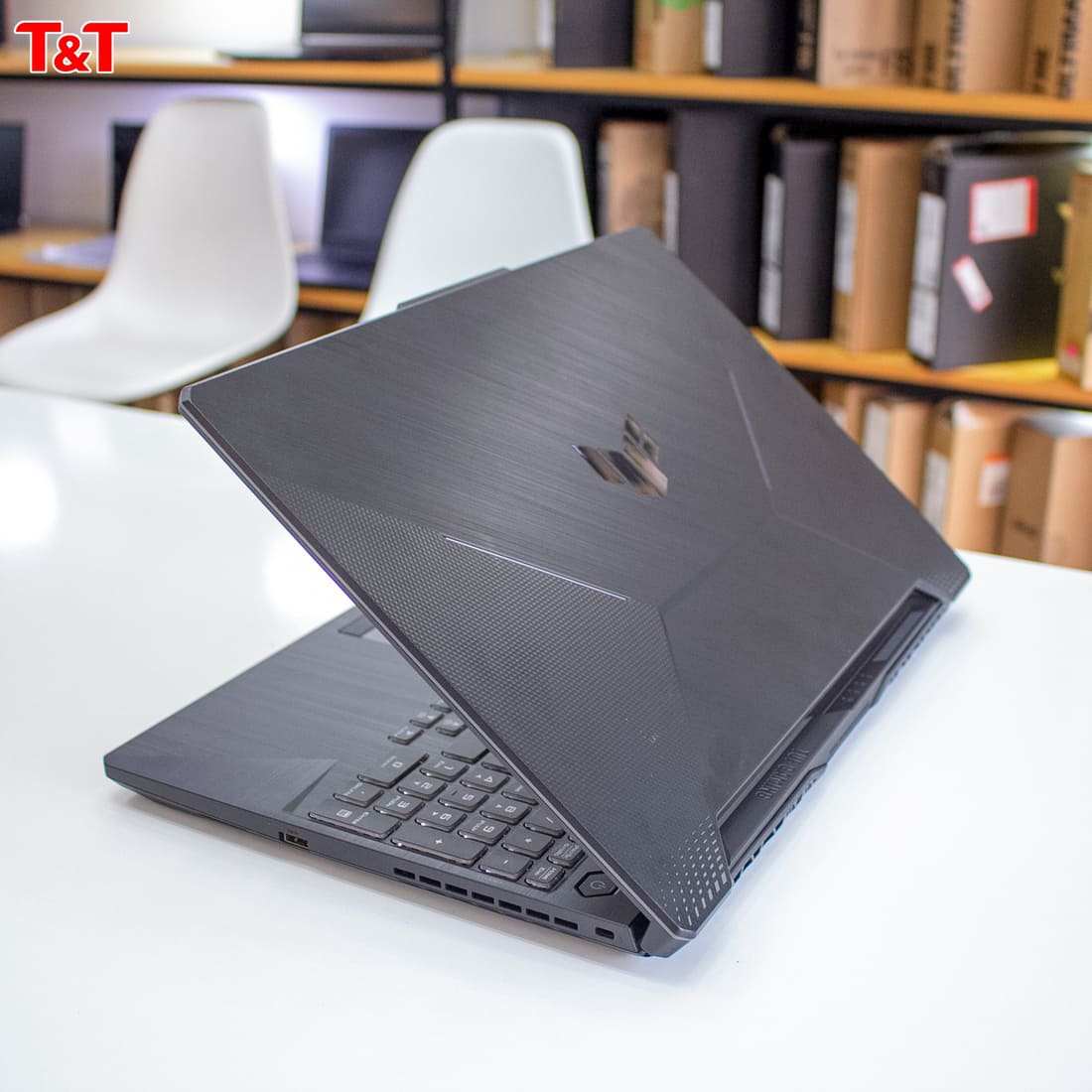  Thiết kế gaming cá tính, độc đáo