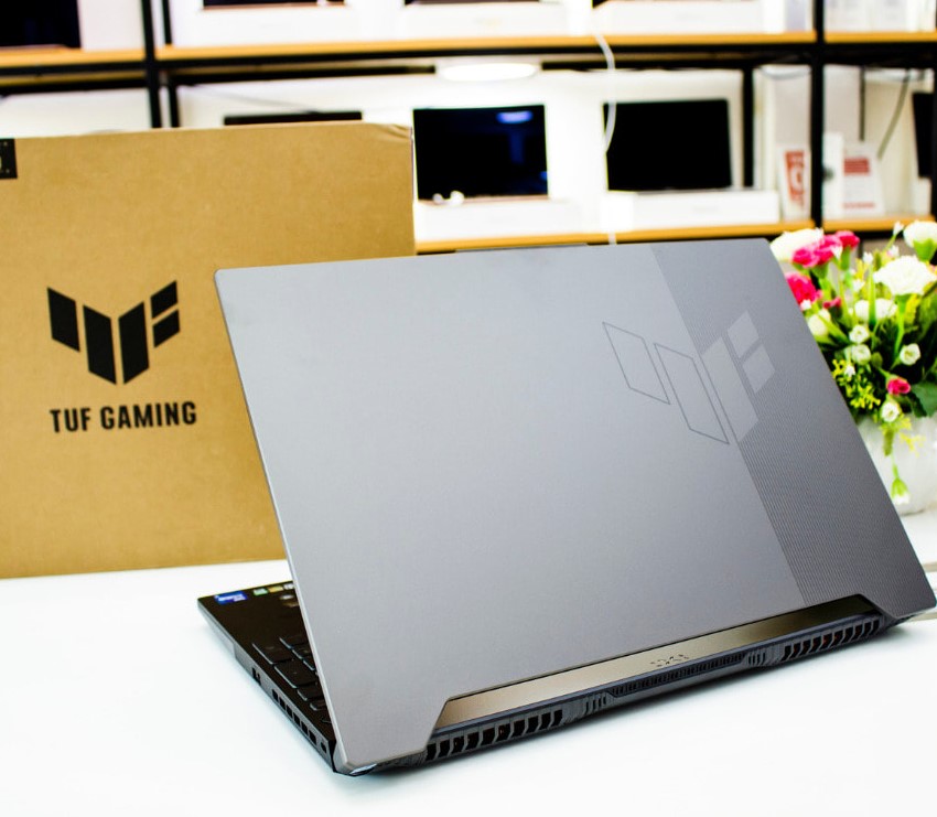 Vì sao nên mua laptop Asus TUF Gaming FA507RM-HN018W?