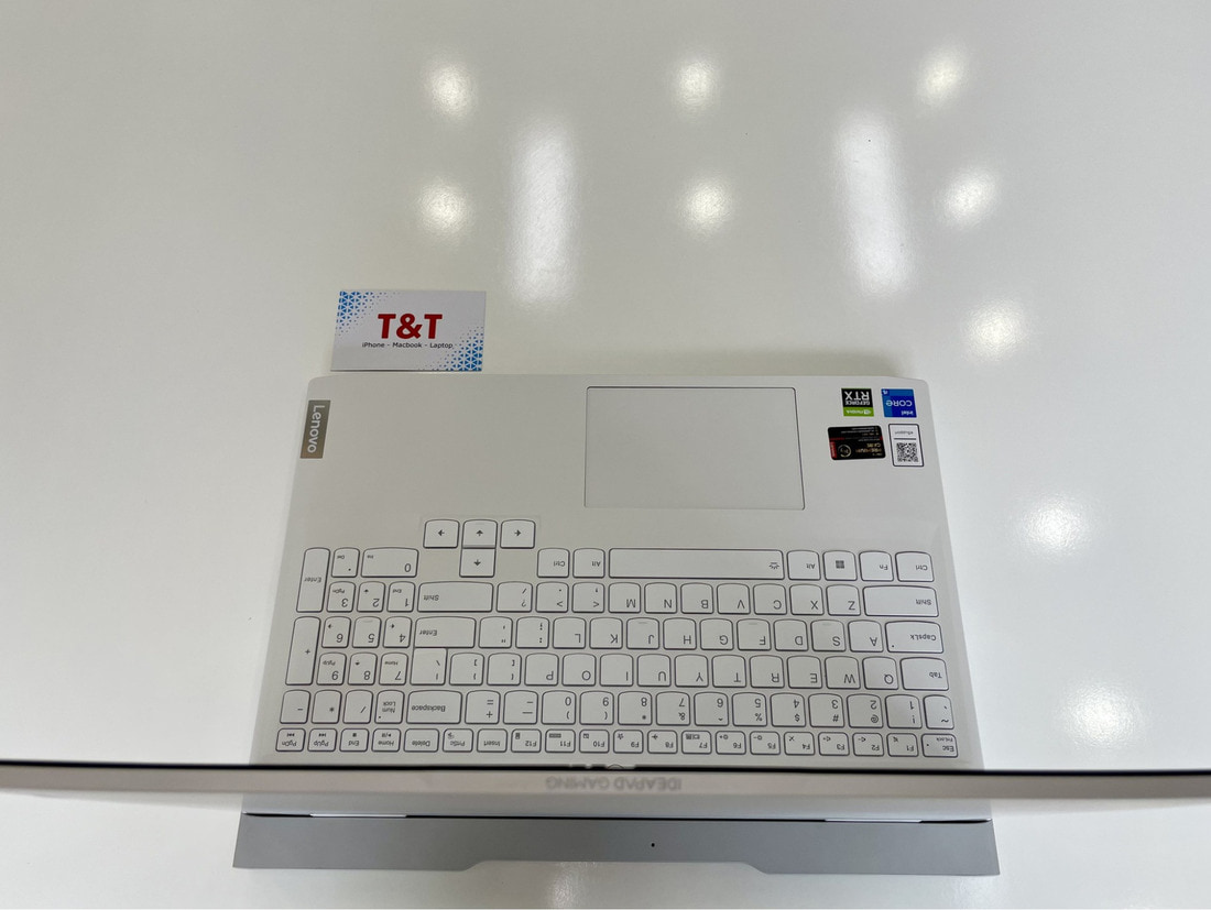 Thiết kế hầm hố, cá tính với gam màu trắng cuốn hút