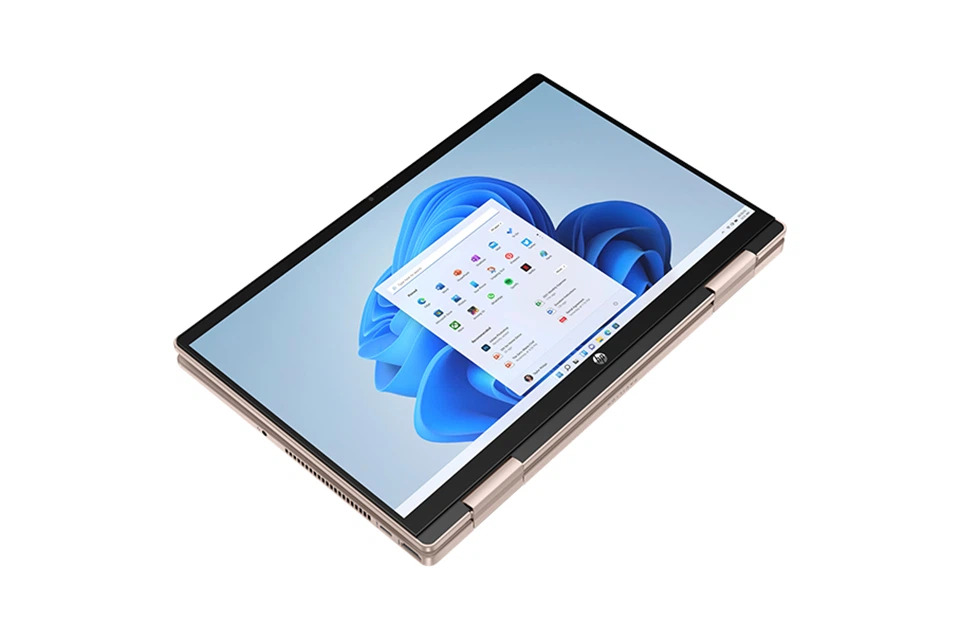 Thiết kế độc đáo có thể gấp lại như máy tính bảng