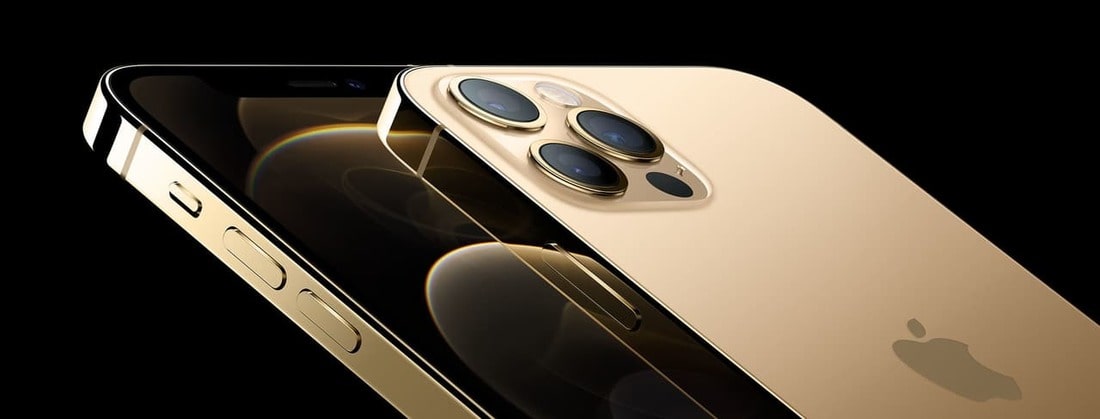 Cụm 3 camera sau với độ phân giải 12MP