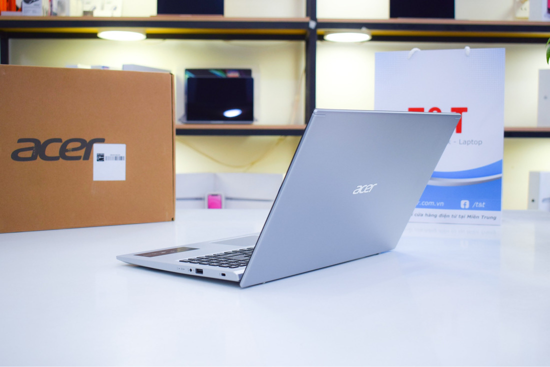 Ngoại hình đơn giản nhưng không kém phần thanh lịch