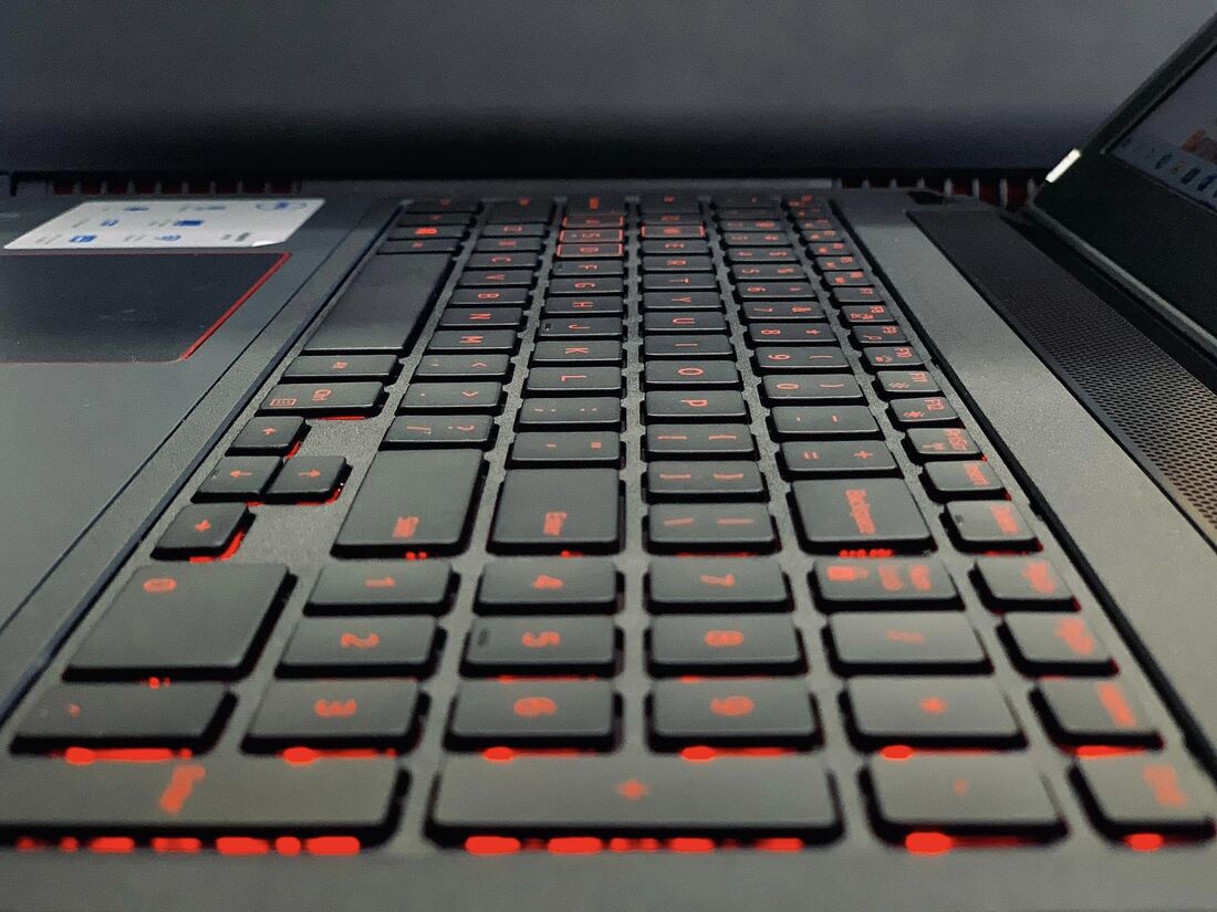  Bàn phím thoải mái, tiện lợi