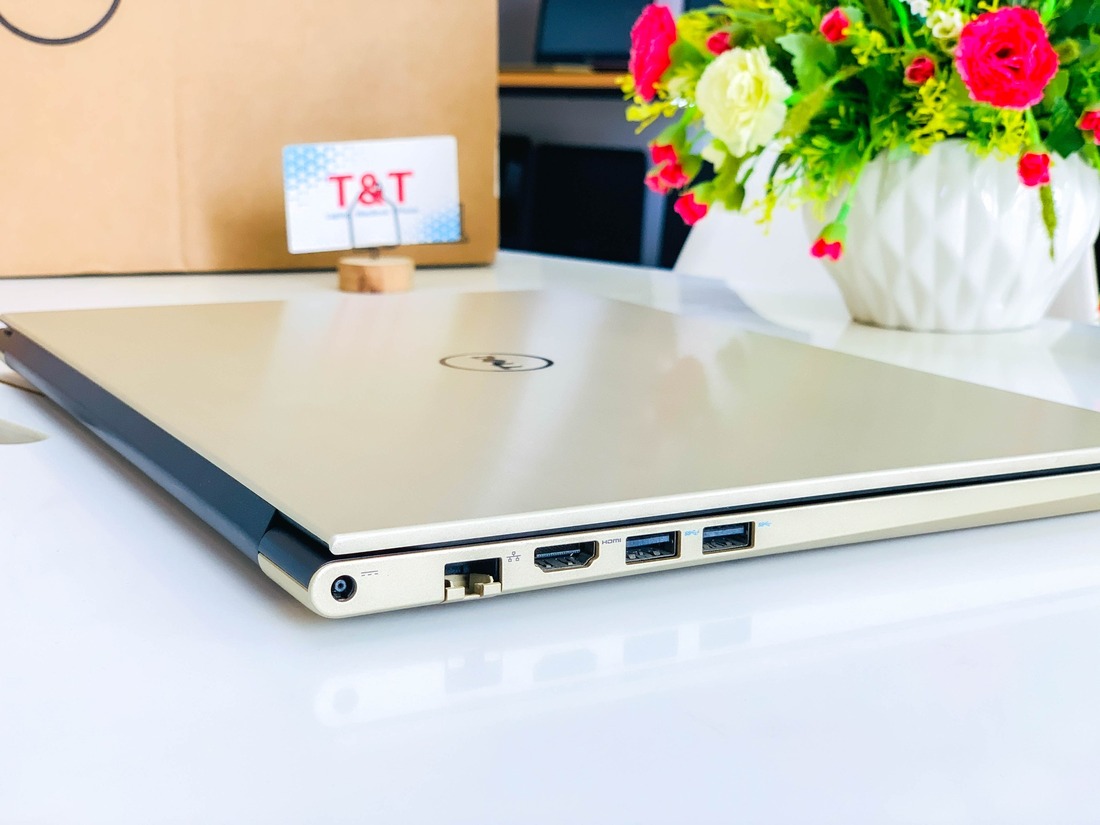 Vi xử lý Core i5 Skylake, card đồ họa rời mạnh mẽ