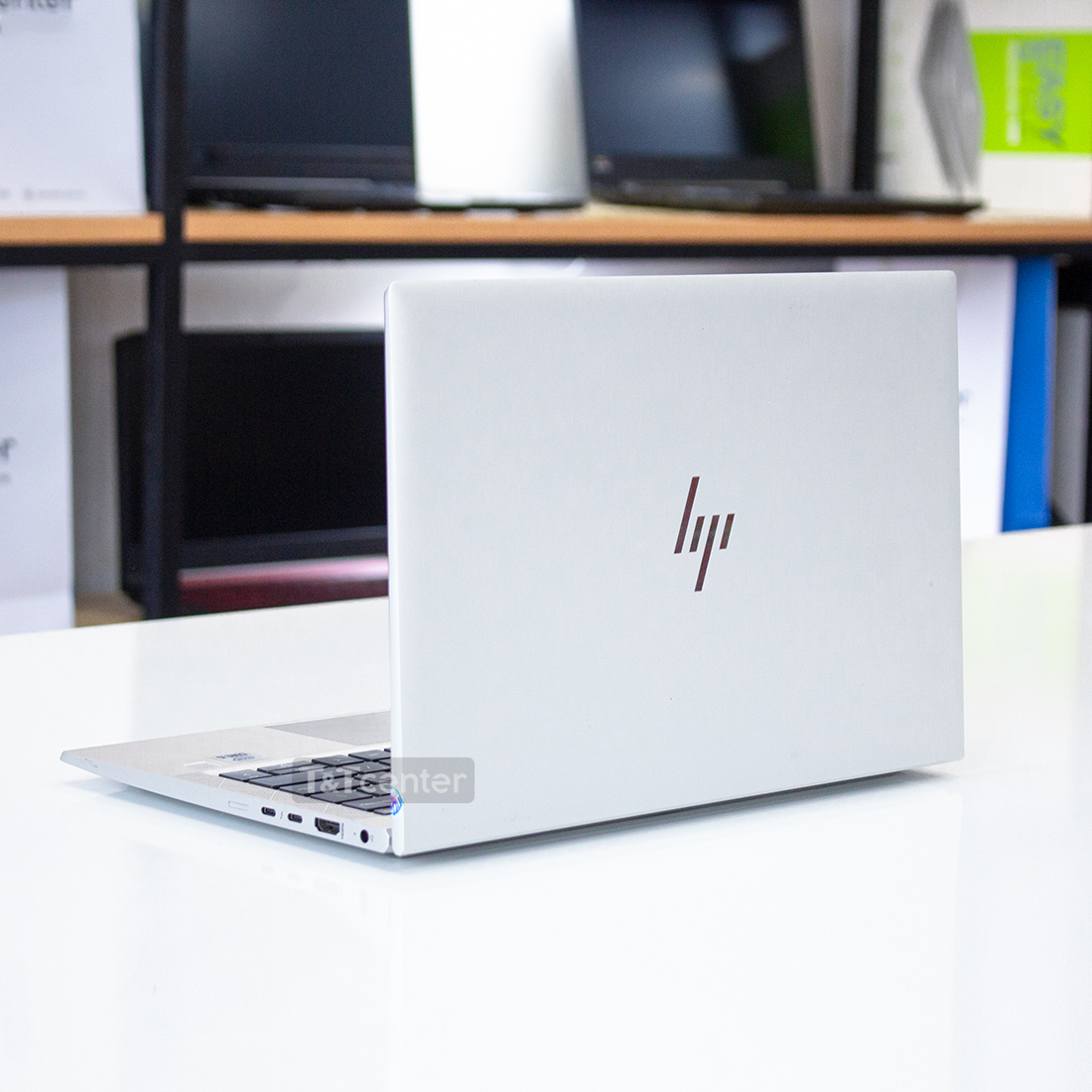 Laptop HP cũ - dòng máy giá rẻ, thiết kế bắt mắt