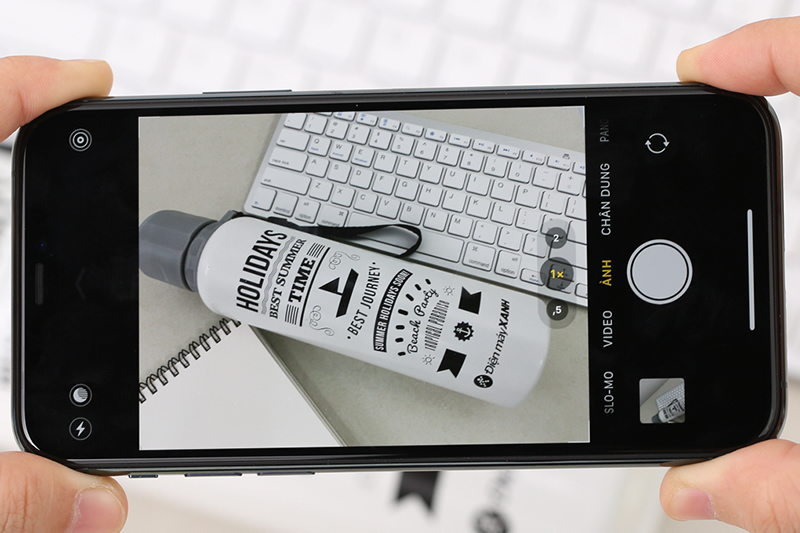 Cụm 3 camera sau hiện đại