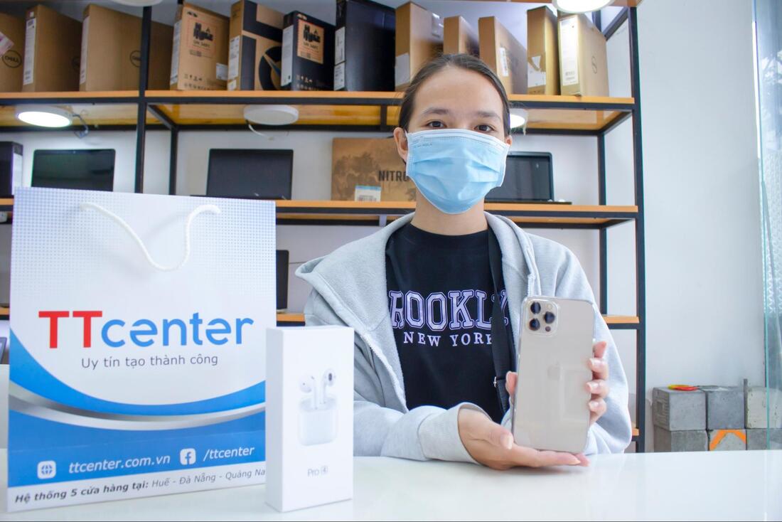 Mua iPhone 11 Pro 64GB Like New giá rẻ với ưu đãi khủng tại T&T Center