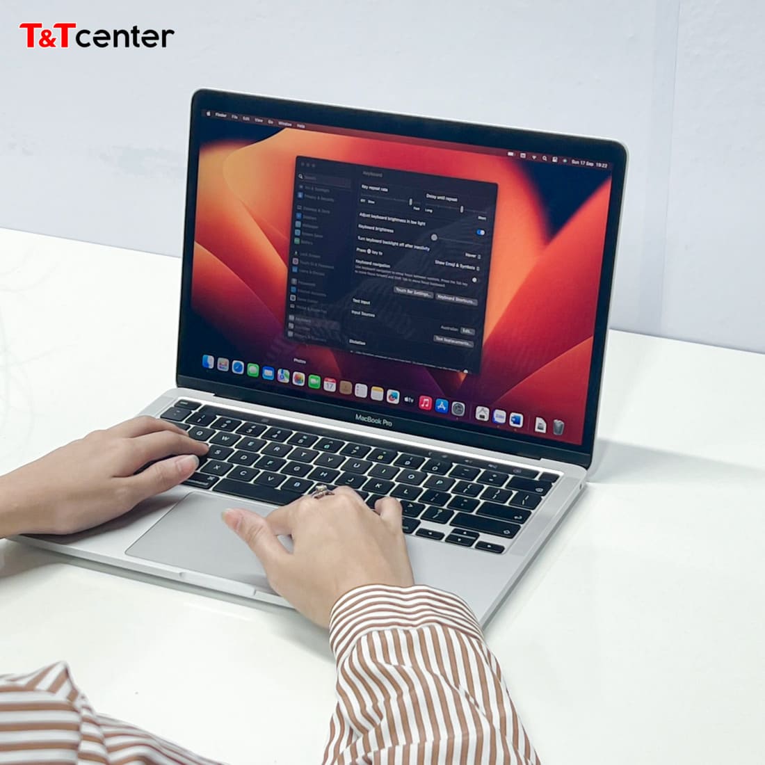 Phản hồi siêu tốc với vi xử lý M1 mạnh mẽ, macOS Big Sur nhiều tính năng mạnh mẽ