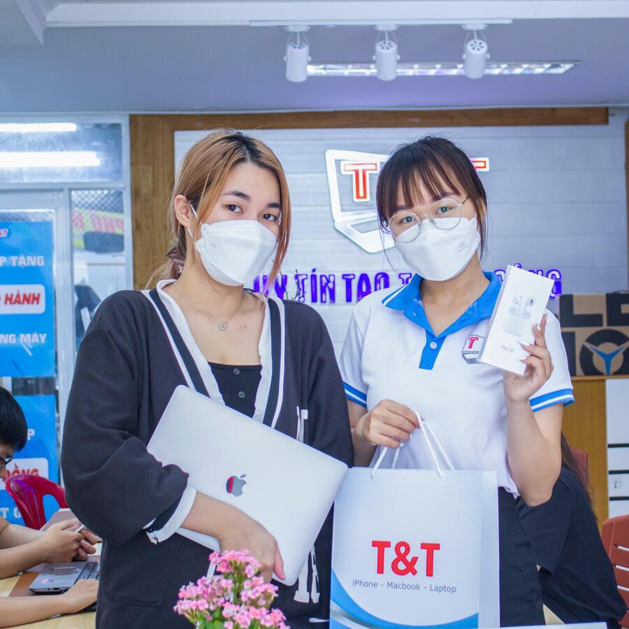 Mua MacBook Pro 13” M1 16GB 256GB Like New tại T&T Center