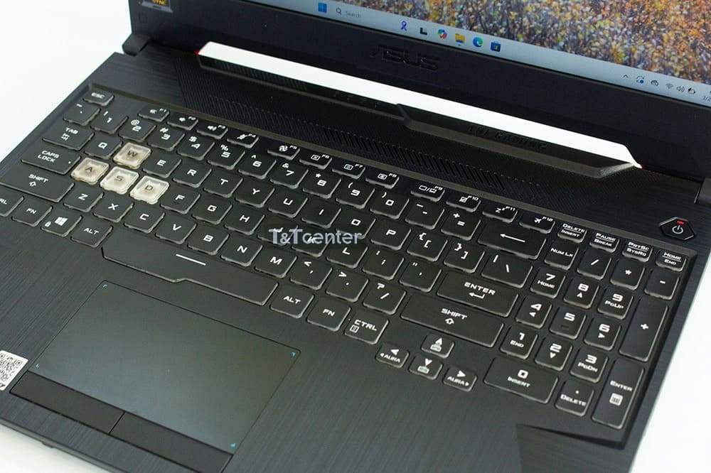 Hiệu năng mạnh mẽ với Ryzen 5 7445HS