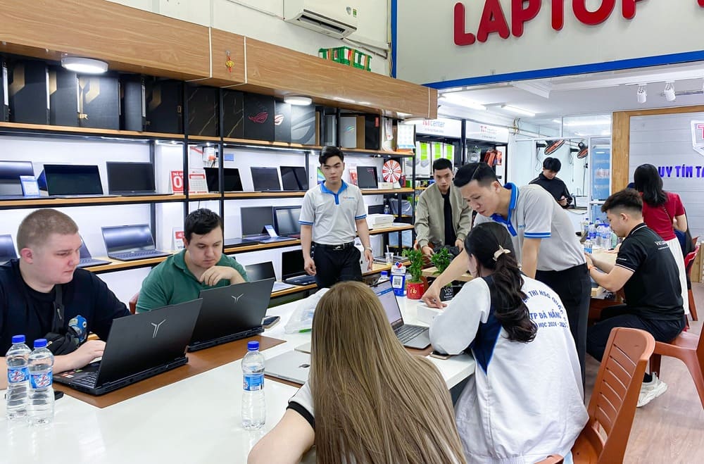 Acer Nitro V 15 ProPanel: Hiệu năng đột phá, giá trị vượt mong đợi