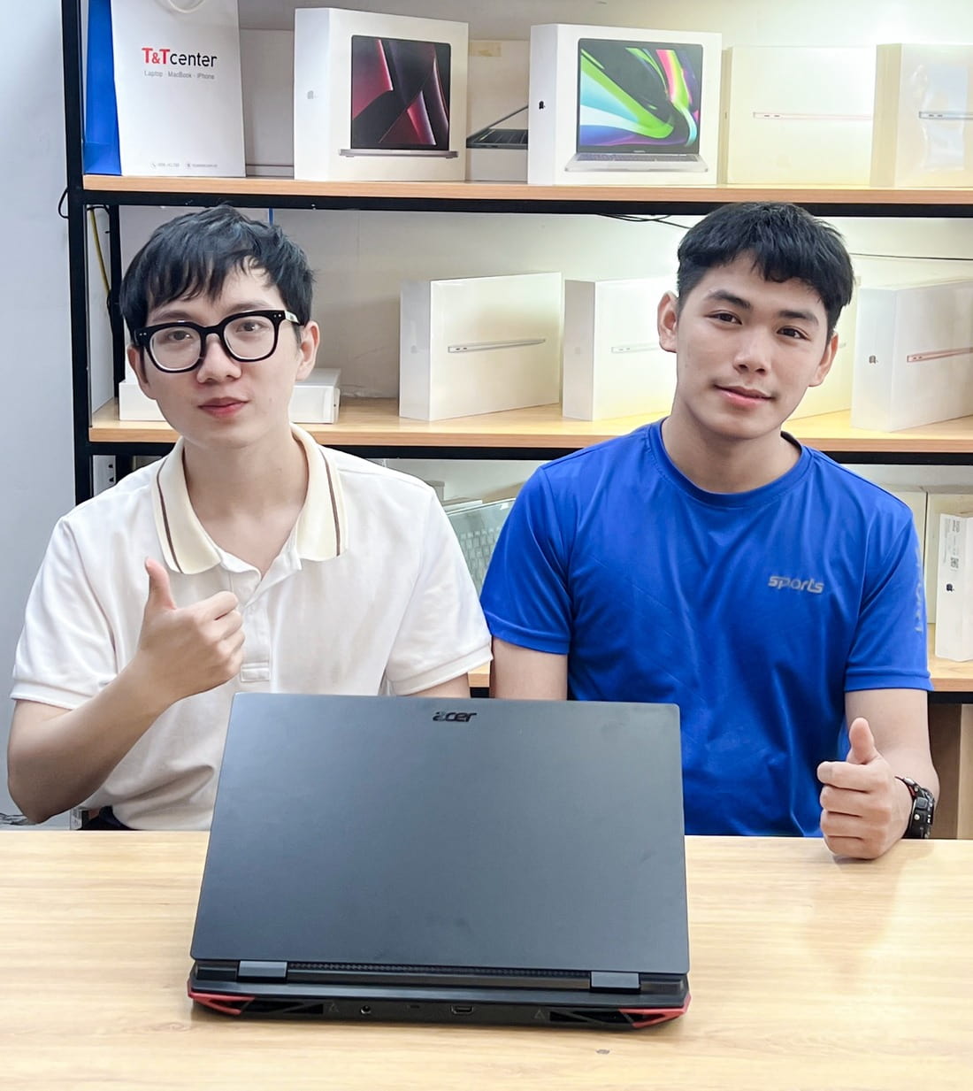 Mua Laptop Acer Tiger Nitro AN 517-55-5354 giá tốt tại T&T Center