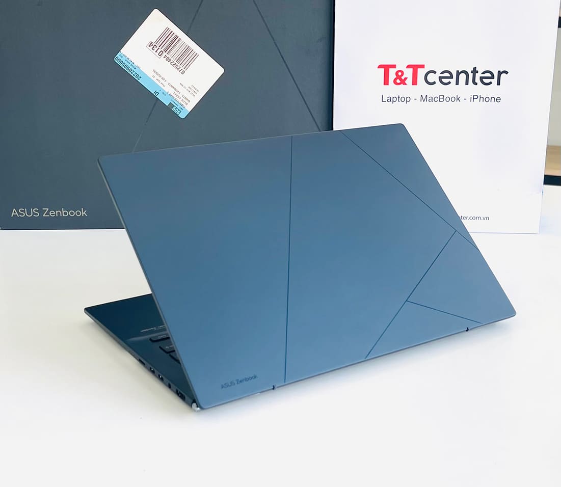 Thiết kế ấn tượng, mỏng nhẹ và sang trọng