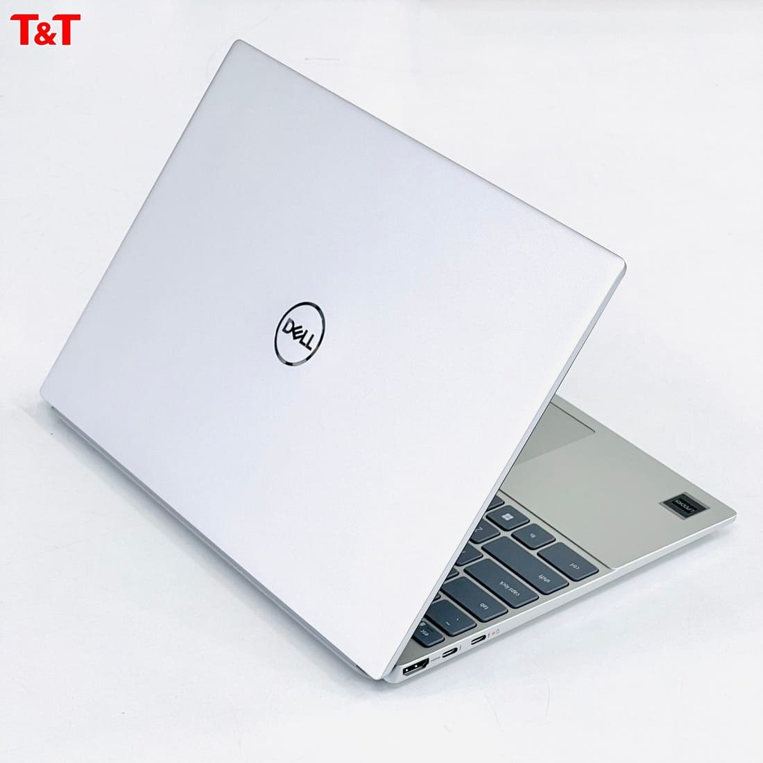 Hệ thống cổng kết nối đa dạng