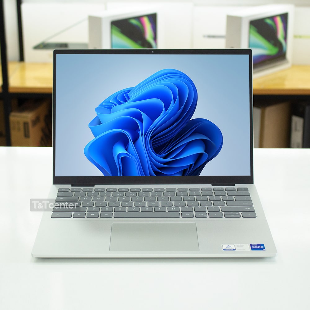 Hiển thị cực đẹp với màn 2.5K