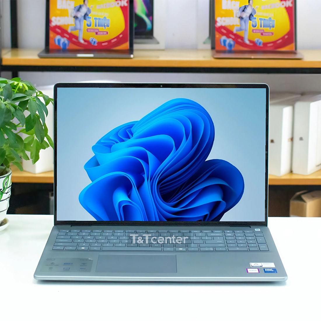 Trải nghiệm mãn nhãn với màn hình 2.5K