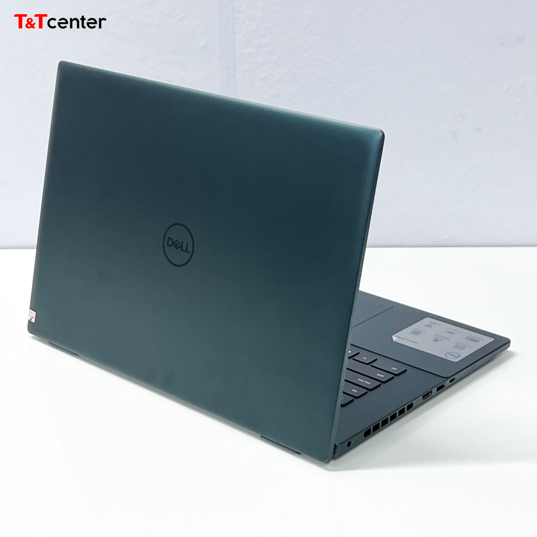 Thiết kế bền bỉ, sang trọng 