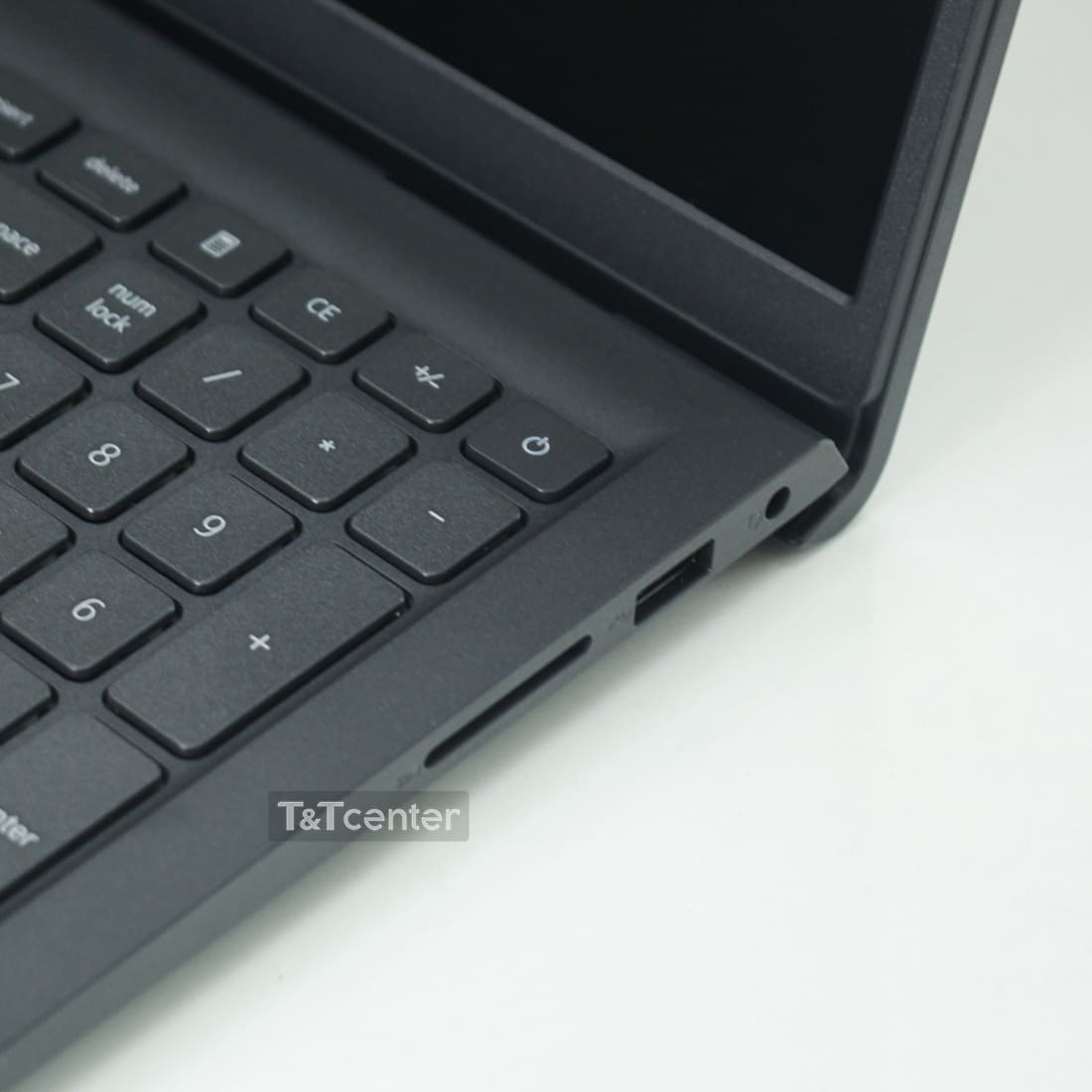 Hệ thống cổng kết nối đầy đủ