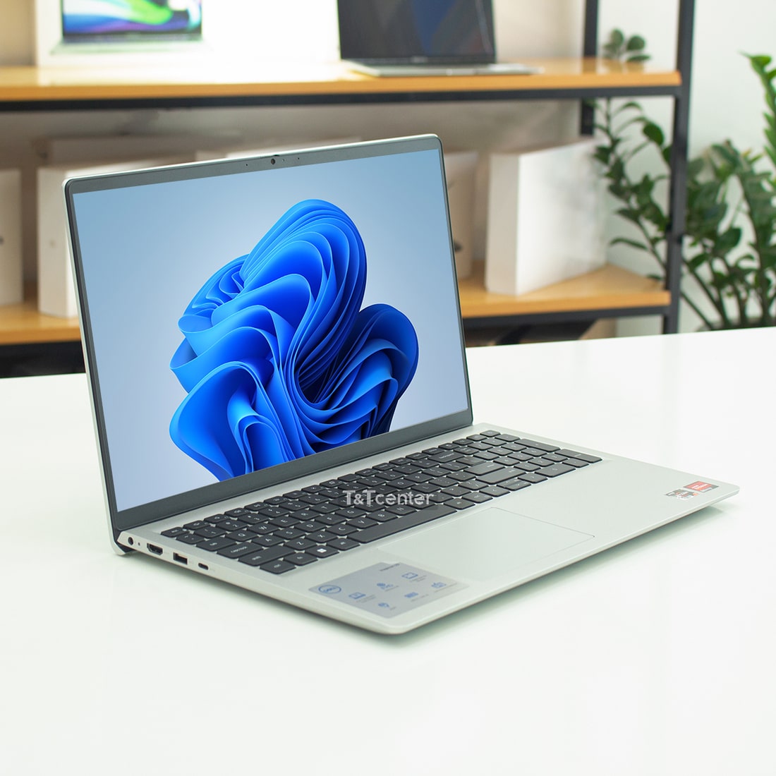 Cấu hình mạnh mẽ