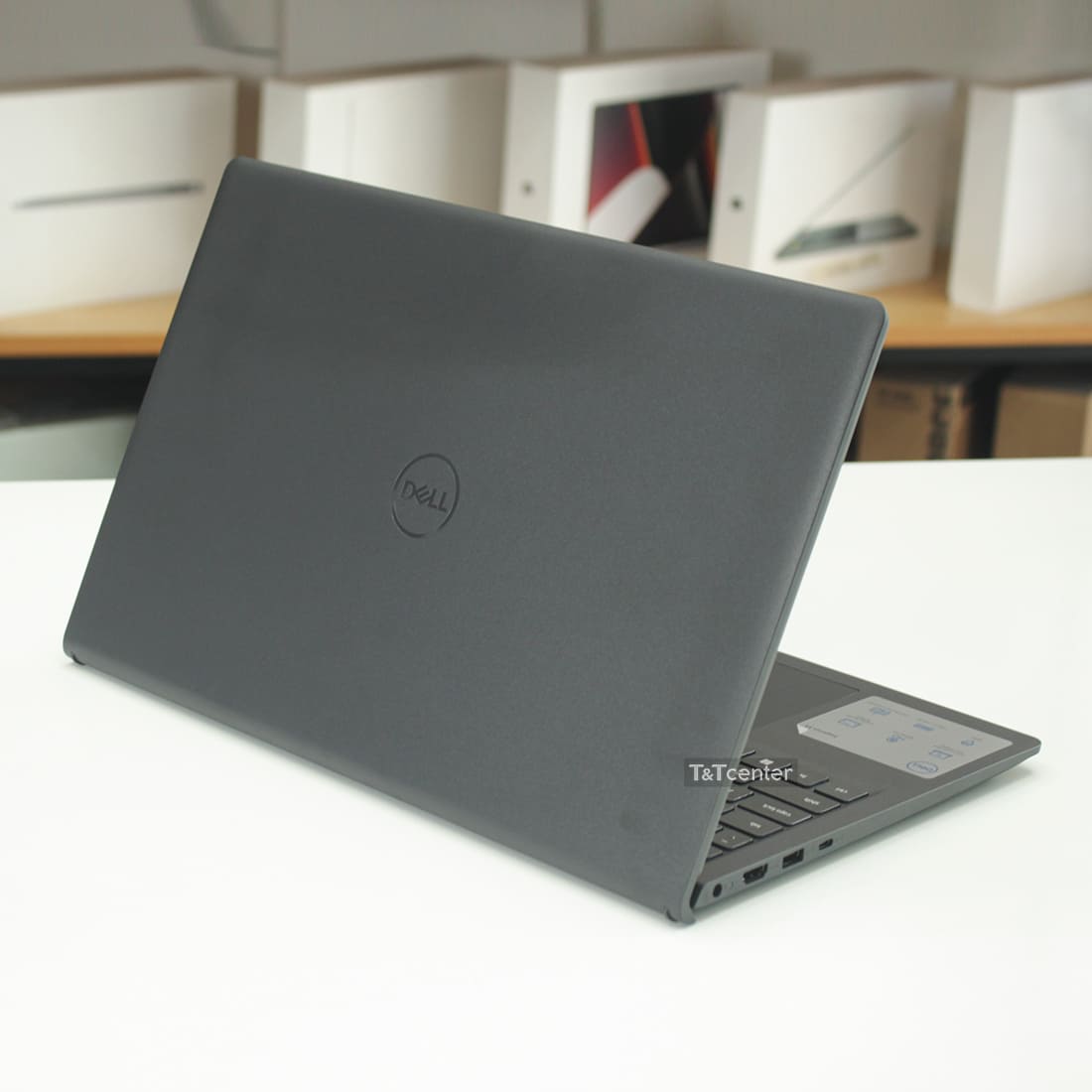 Thiết kế thanh lịch – Gọn gàng, dễ sử dụng