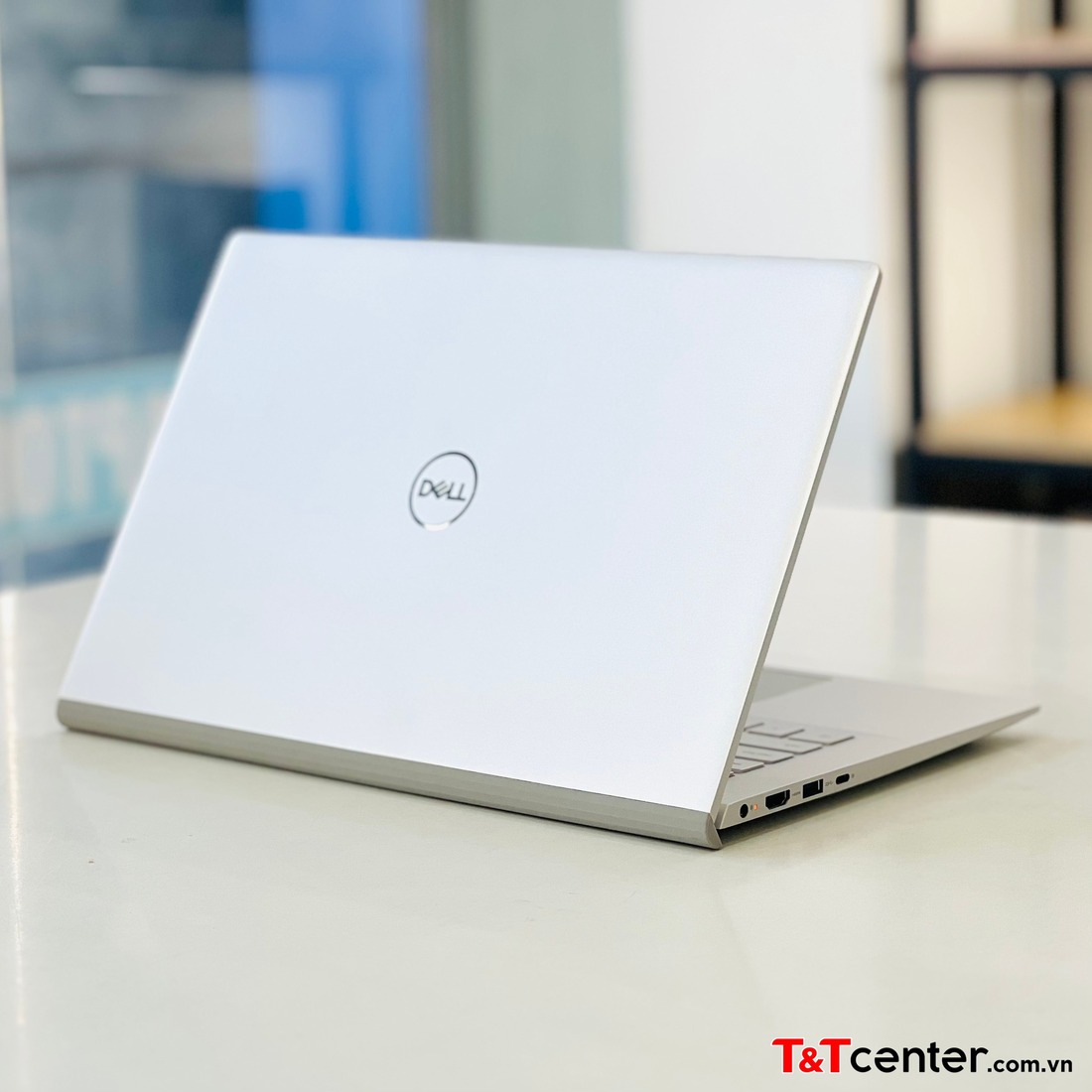 Thiết kế nhỏ gọn, tinh tế