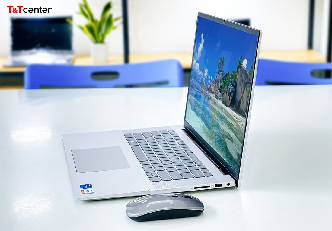 Thiết kế sang trọng, mỏng nhẹ ấn tượng