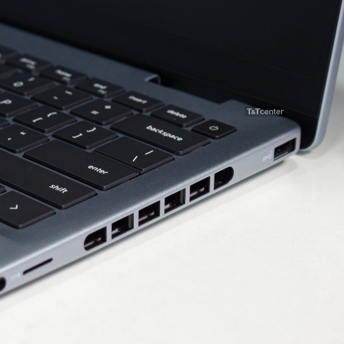 Hệ thống cổng kết nối đầy đủ