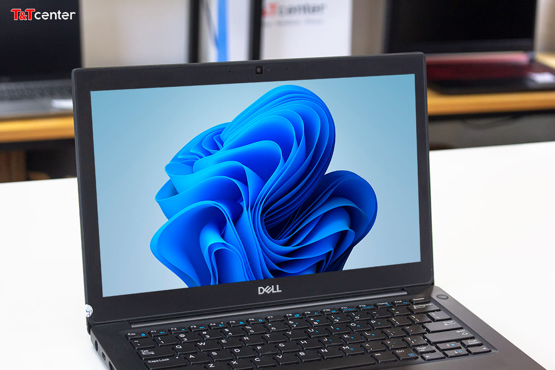 Màn hình đáp ứng tốt nhu cầu giải trí