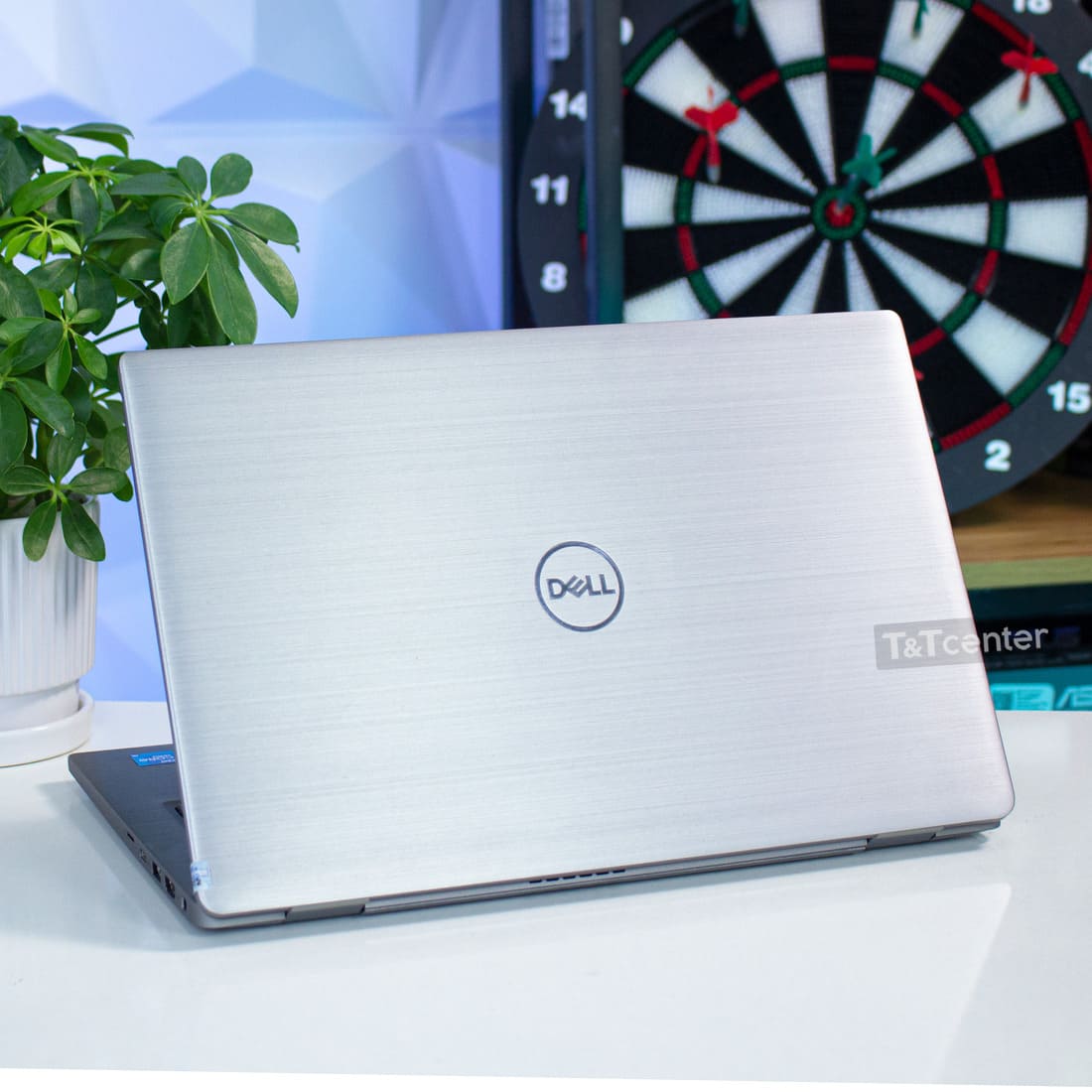 Thiết kế cao cấp, mỏng nhẹ – Sẵn sàng đồng hành khắp nơi