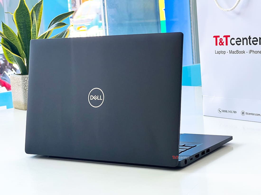 Thiết kế cực mỏng nhẹ, siêu bền bỉ