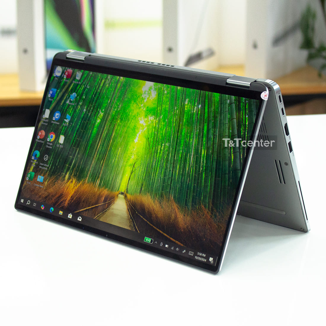 Thiết kế cao cấp, xoay gập linh hoạt