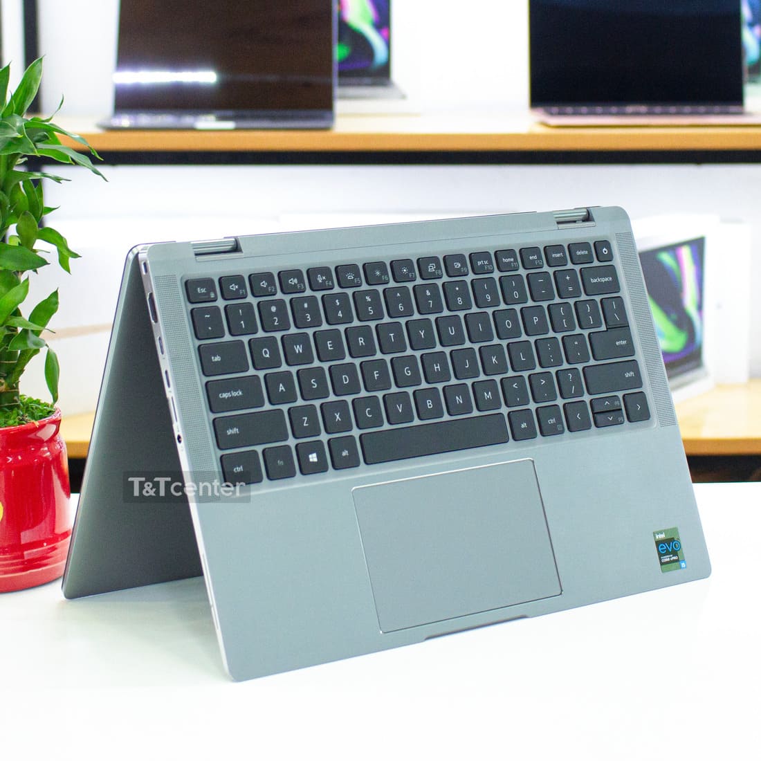 Hiệu năng mượt mà với Intel Core i5-1145G7